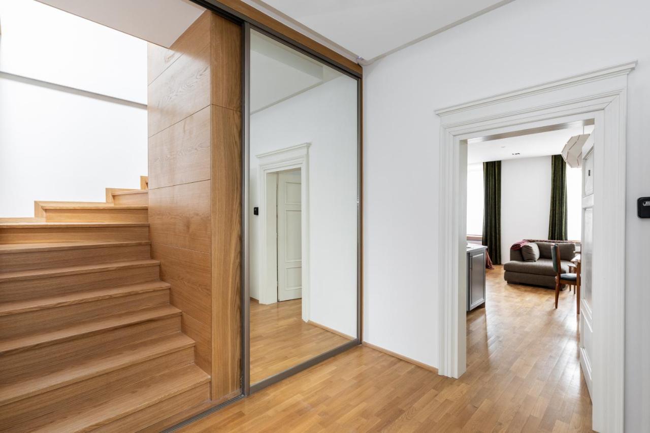 Palac Zieleniewskich Apartamenty Sw Marka 31 Kraków Exteriör bild