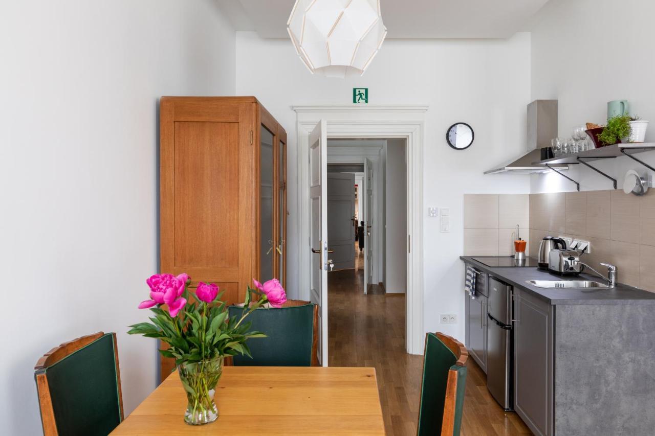 Palac Zieleniewskich Apartamenty Sw Marka 31 Kraków Exteriör bild